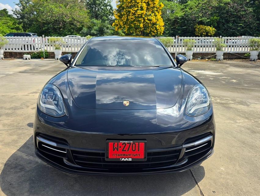 Porsche Panamera 4 E-Hybrid ปี 2019 สีดำ รถมือเดียวออกศูนย์ AAS รูปที่ 2