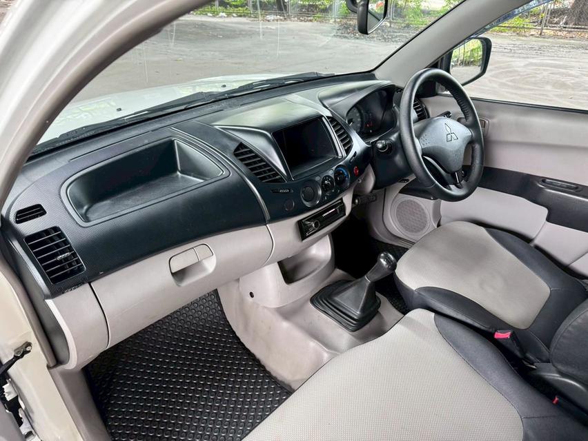 Mitsubishi Triton Single Cab 2.4 CNG MT ปี 2014 พร้อมตู้ทึบ 13