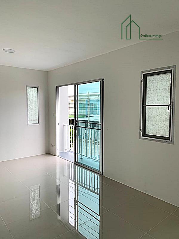 ทาวน์เฮาส์ 2 ชั้น  หลังมุม หมู่บ้านเดอะคอนเน็ค 22 ( มีนบุรี-รามอินทรา ) ถนนสุวินทวงศ์  10