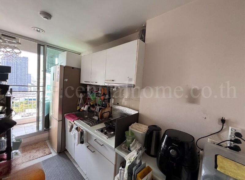 คอนโด ไลฟ์ @ บีทีเอส ท่าพระ เฟอร์ Built-in สภาพดี ราคาถูก 3