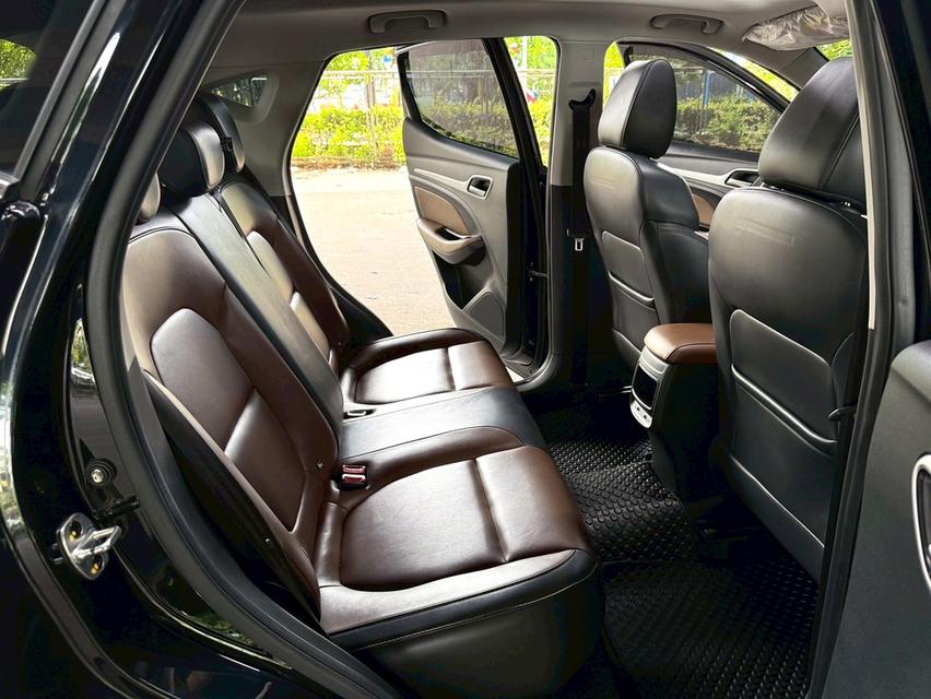 ขายรถ MG ZS 1.5X sunroof ปี 2021 สีดำ เกียร์ออโต้ 10