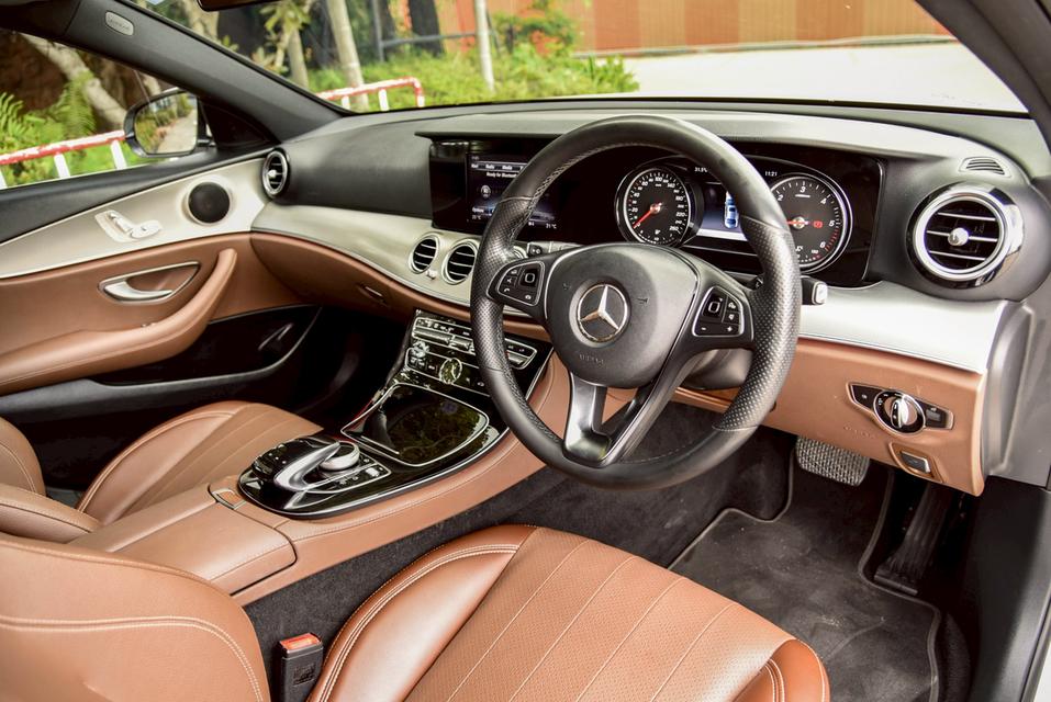 รหัสรถ CBL375 Mercedes-Benz E220d Avantgarde W213 AT 2017 10