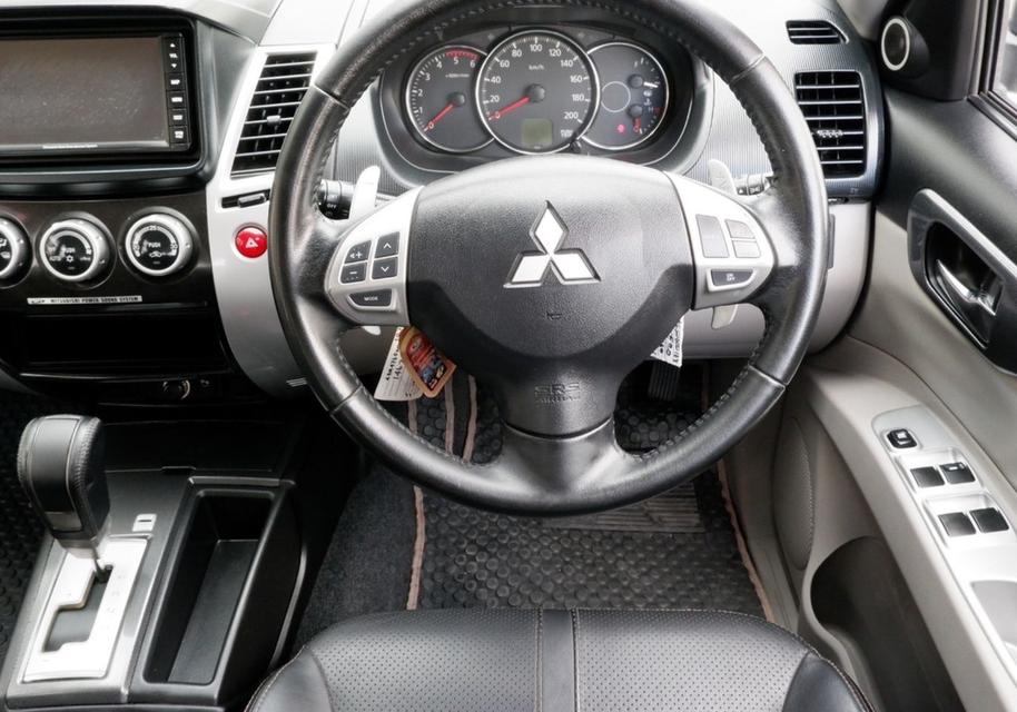 Mitsubishi Pajero Sport 2.5 GT AT ปี2015 14