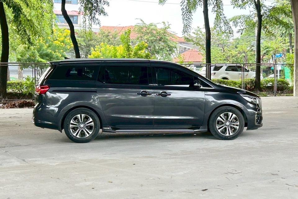 KIA Grand Carnival 2.2 SXL ดีเซล AT ปี 2018 4