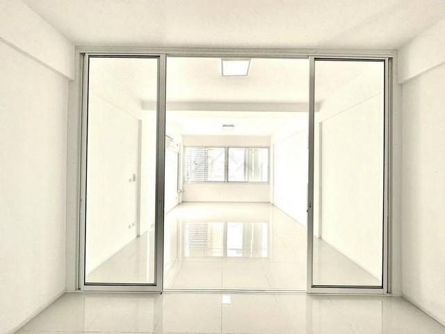 ให้เช่าอาคารพาณิชย์ 4 ชั้น 210 ตรม. โครงการ วิซีโอ รามคำแหง Vizio Ramkhamhaeng ติดถนนราษฎร์พัฒนา 6