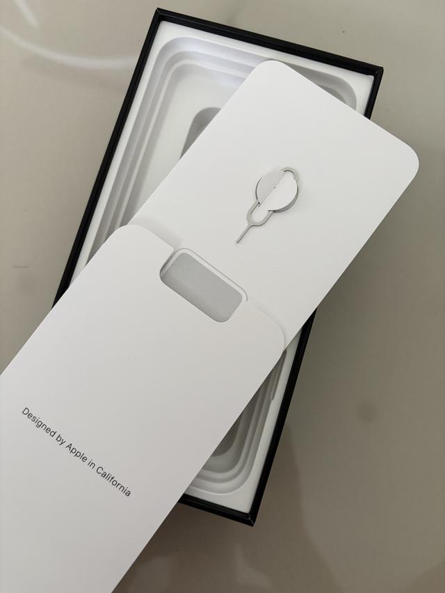 ขาย iPhone 11 Pro Max 256GB สีเขียว (Midnight Green) • เครื่องแท้ ใช้งานปกติทุกฟังก์ชัน • สภาพดีมาก ไร้ร่องรอยตำหนิ • สีเขียว Midnight Green สวย คล รูปที่ 15