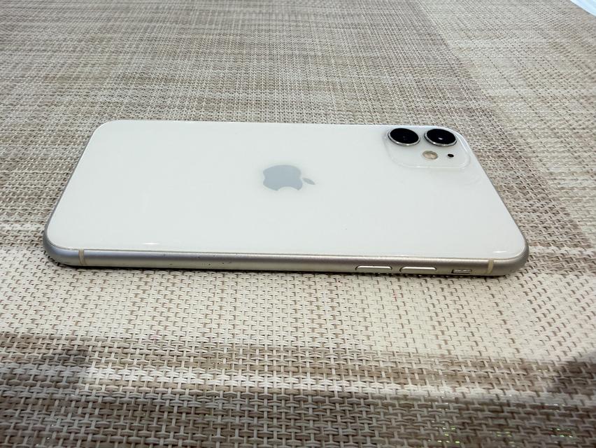iPhone 11 128 หน้าจอมีตำหนิเล็กน้อยแต่เป็นจอแท้ รูปย่อยที่ 3
