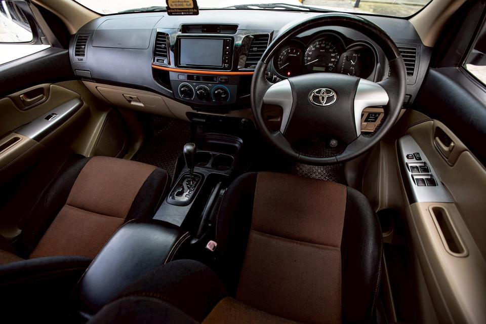 Toyota Vigo Prerunner 2.5E TRD Double Cab เกียร์ Auto ปี 2013 สีขาว 14