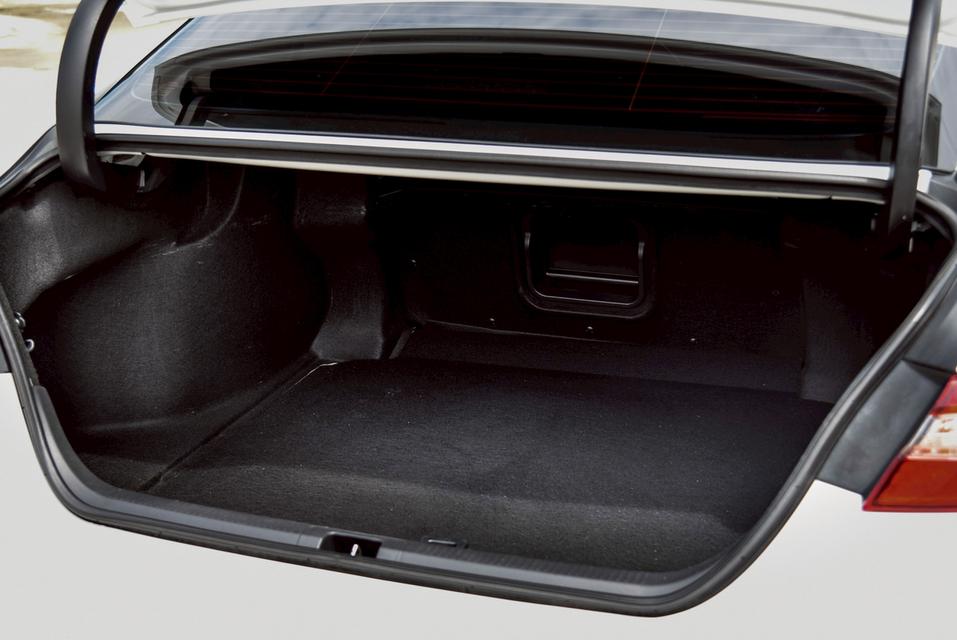 รหัสรถ CBL7385 ✨ TOYOTA Camry 2.0 G AT 2019 ✨ 6
