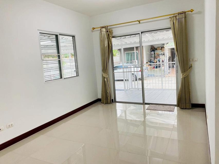 ทาวน์เฮ้าส์2ชั้นรีโนเวทพร้อมเข้าอยู่ 20