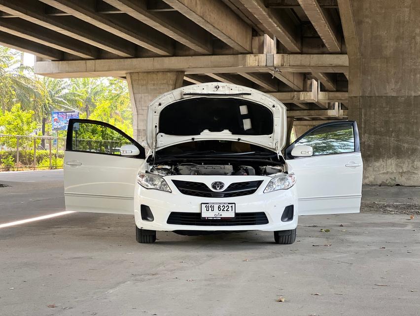 ขายรถ Toyota Altis 1.8E ปี 2014 สีขาว เกียร์ออโต้ 15