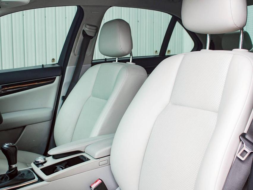 Mercedes-Benz C220 CDI Elegance 8