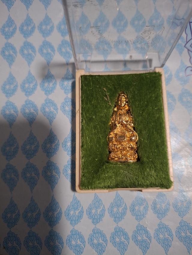 เจ้าแม่กวนอิมหลวงปู่ฉาบ วัดคลองจันทร์ ปี 2540 เนื้อกะไหล่ทอง จ.ชัยนาท 5