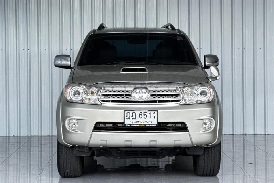 Toyota Fortuner 3.0V 4WD ดีเซล เกียร์ออโต้  ปี2010 4