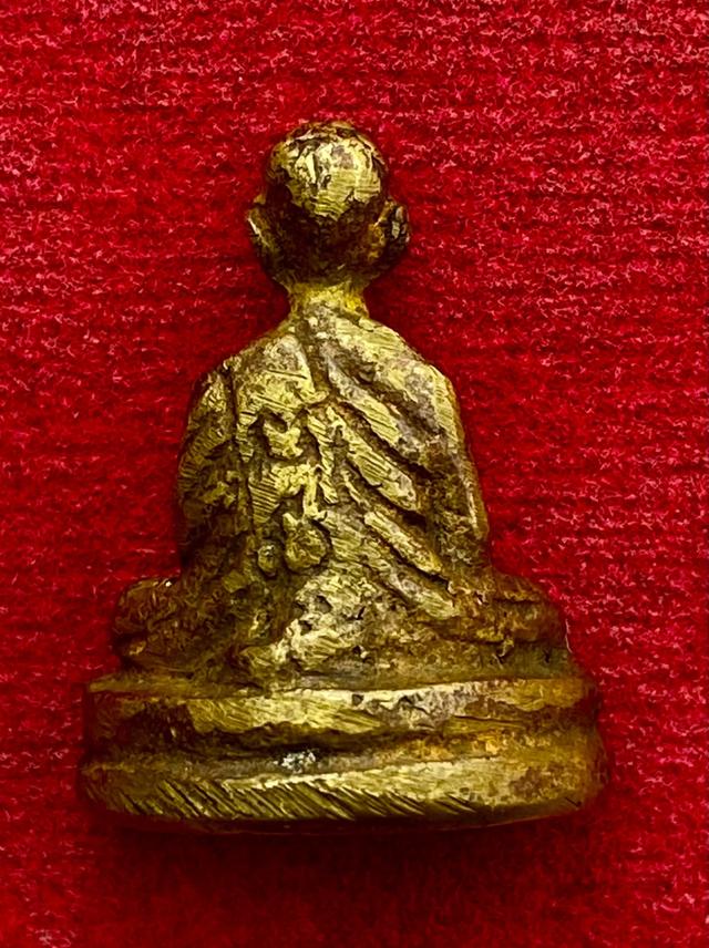 หลวงพ่อทบปี05 เก่าถึงยุค 8