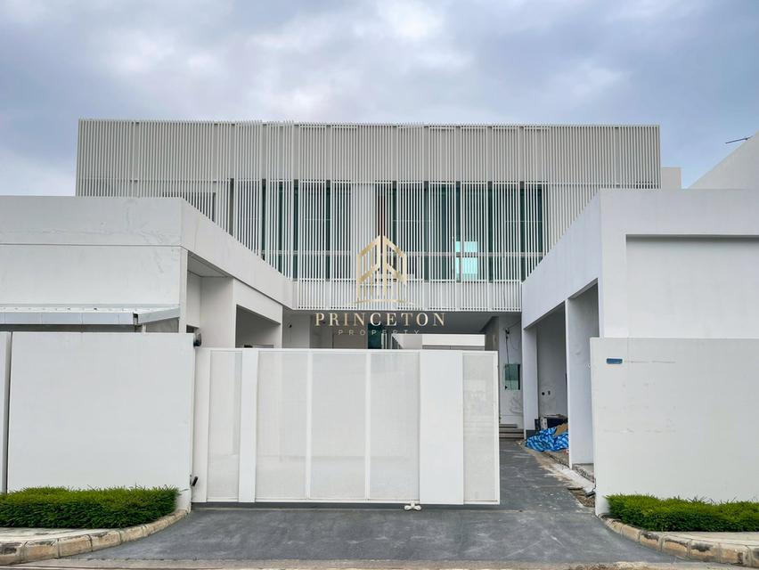 VIVE Bangna Super Luxury Modern Minimal residence 2