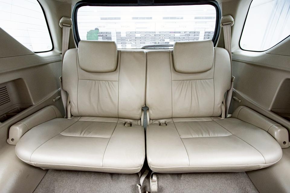 TOYOTA FORTUNER 2.7 V 2WD 2011  7