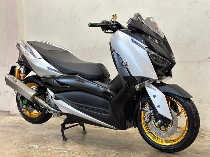 Yamaha XMAX 300 ปี 2019 4
