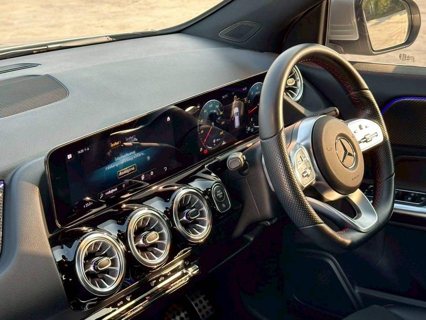 Mercedes Benz GLA200 AMG Dynamic (MY2022) ปี 2021 จด 2022 รูปที่ 17