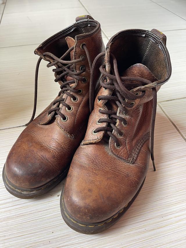 รองเท้า Dr.martens 6