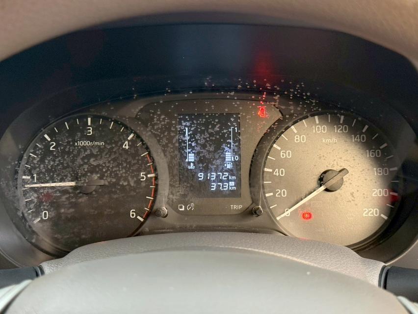 NISSAN NAVARA NP300 2.5 E KINGCAB ปี2019รถสวยสภาพพร้อมใช้งาน รูปที่ 5