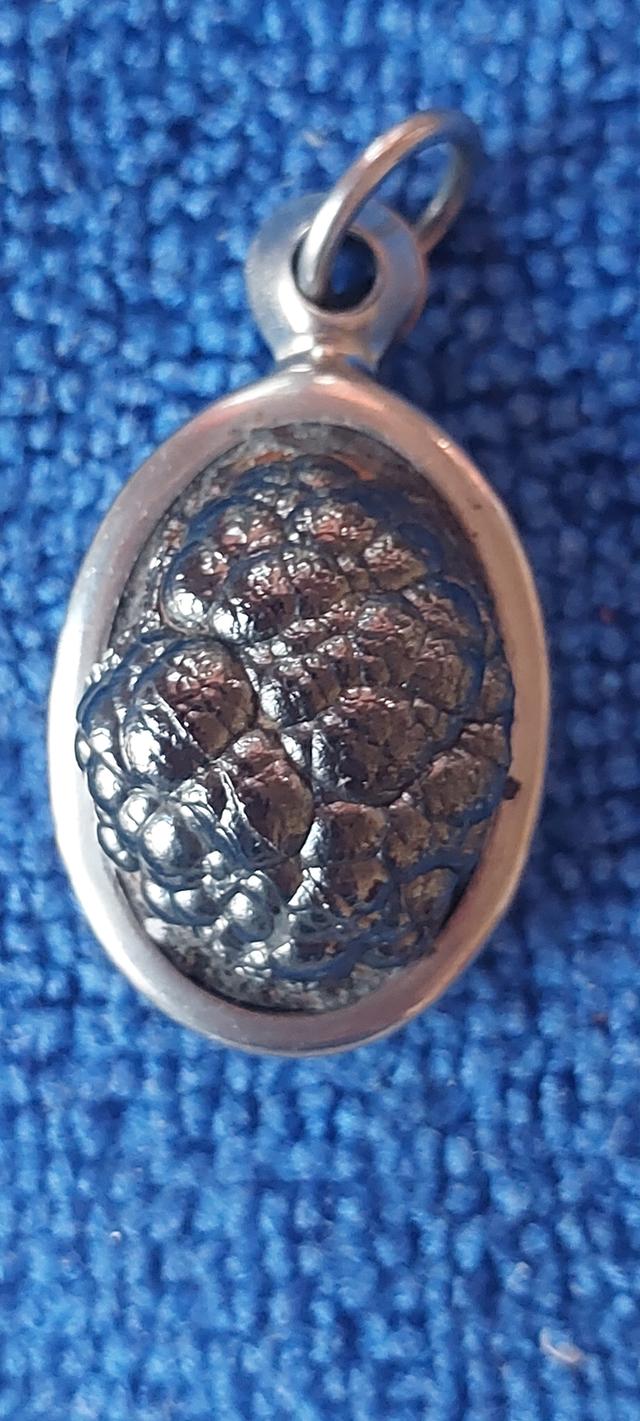 วัตถุมงคลก้อนเหล็กไหล รูปที่ 3