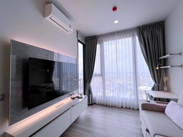 เครื่องใช้ไฟฟ้าครบ BTS สะพานตากสิน 1กม. ให้เช่า คอนโด 46ตร.ม. Rhythm Charoenkrung Pavilion ชั้นที่23 รร.นานาชาติโชรส์เบอ