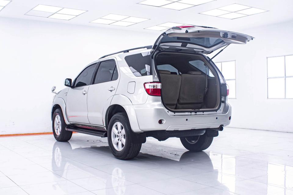 รหัสรถ 1D592 FORTUNER 3.0 V 2WD. 2009