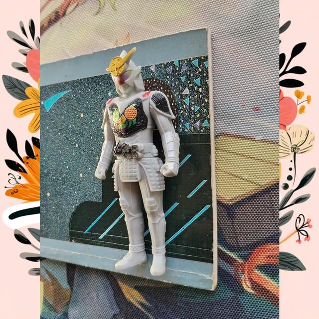 ไรเตอร์ กวีนิพนธ์ ลำดับที่ 1 ดื่มดาวกลางแดด