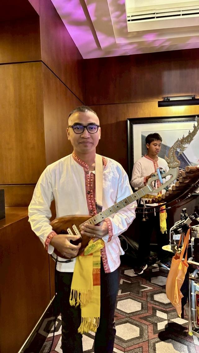 การแสดงต้อนรับแขกต่างประเทศ วงโปงลาง รูปที่ 3