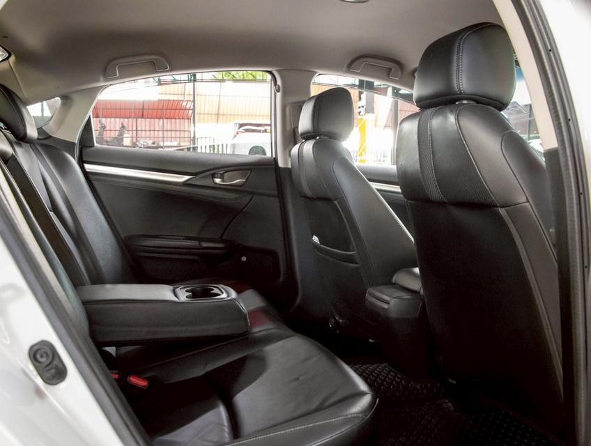 HONDA CIVIC FC 1.8 EL i-VTEC ปี2020 14