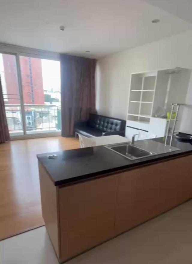 ขายคอนโดวินด์ สุขุมวิท 23 ชั้น 7 พร้อมอยู่ ทำเลดี ใกล้ BTS อโศก - MRT สุขุมวิท 1