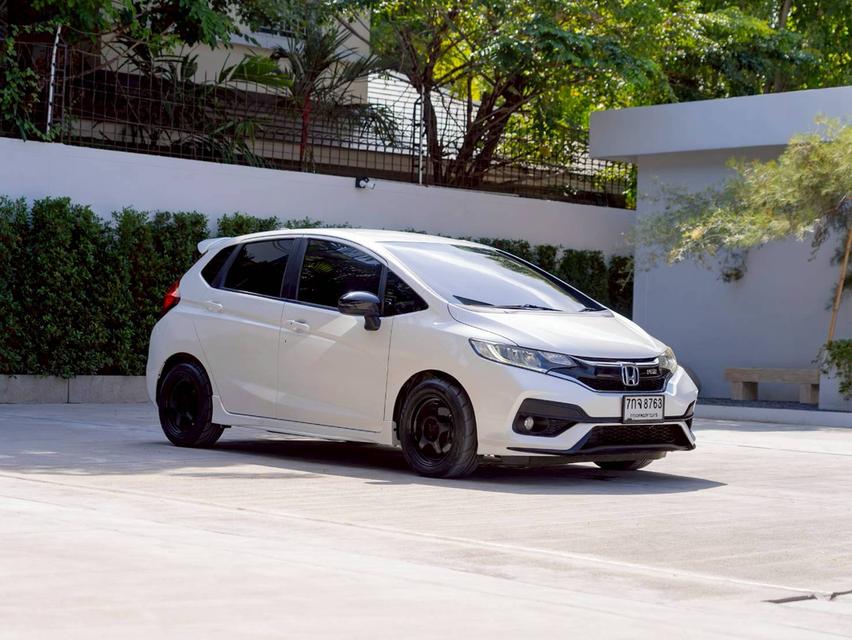 Honda jazz 1.5 RS ปีจด 2018
