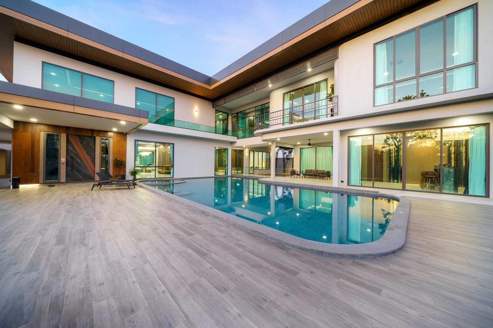 Super Luxury Villa Pattaya 