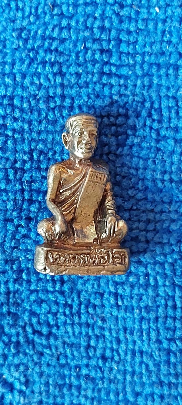 รูปหล่อหลวงพ่อไกร วัดลำะยา จังหวัดยะลา รูปย่อยที่ 2