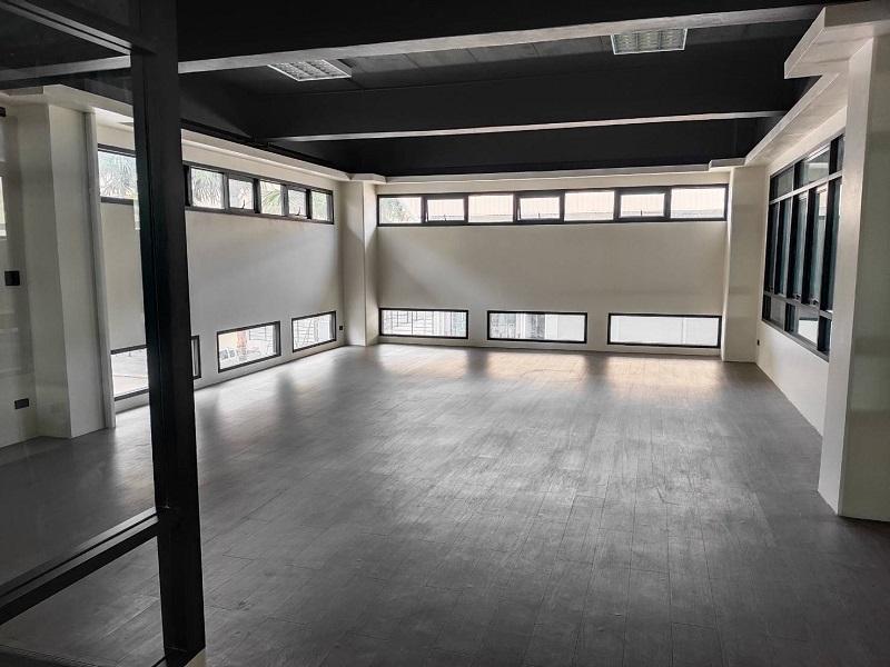 #ให้เช่าโกดังย่านบางพลี-สมุทรปราการ 2,772 ตรม และ 2,620 ตรม. พื้นในโกดังรับน้ำหนัก 3-4 ตัน  5