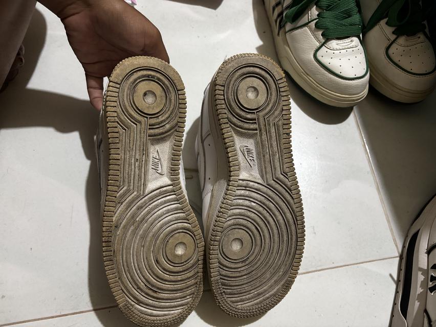 รองเท้าผ้าใบ NIKE air force 1