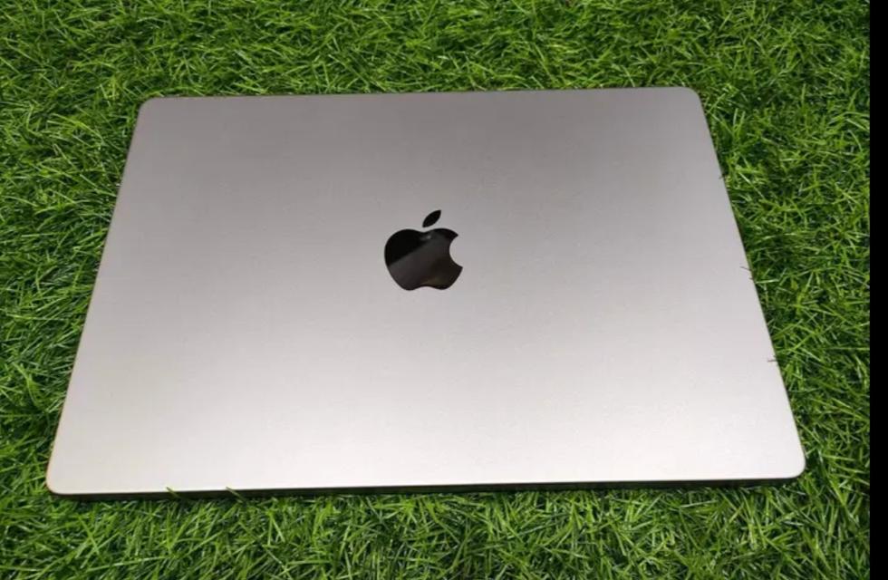 เปิดการขาย Apple MacBook Pro 3