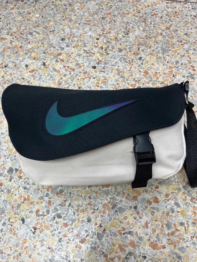 กระเป๋าสะพาย แฟชั่น Nike  4