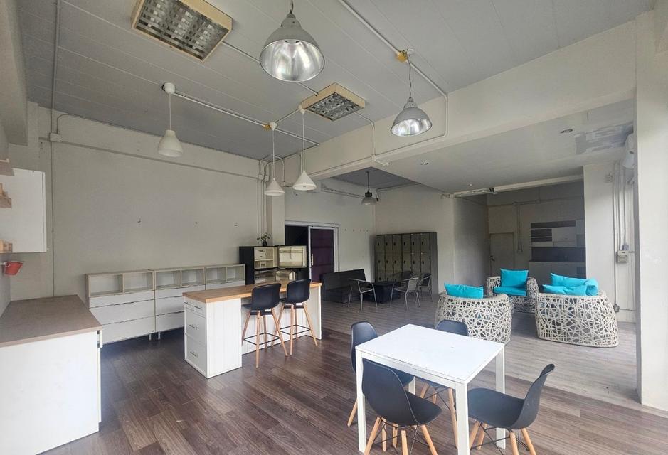 ให้เช่า Home office 2 ชั้น เนื้อที่ 101 ตร.ว. ถนนสุขุมวิท 101/1 ใกล้BTS สถานีปุณณวิถี เหมาะทำสำนักงาน จอดรถในบ้านได้ 3 คัน 5
