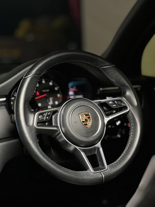 Porsche Macan 2.0 4WD 7