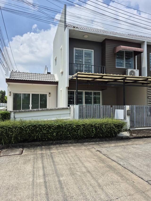 ขายบ้านทาวน์เฮ้าส์ The Color Leisure-Mega Bangna 1