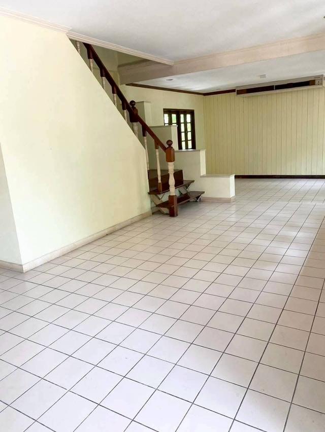 ขายที่ดินพร้อมบ้านเดี่ยว 2 ชั้น สไตล์คลาสสิก กรุงเทพนนท์ 14 ทำเลดี ใกล้ MRTแยกติวานนท์ 150 เมตร 6