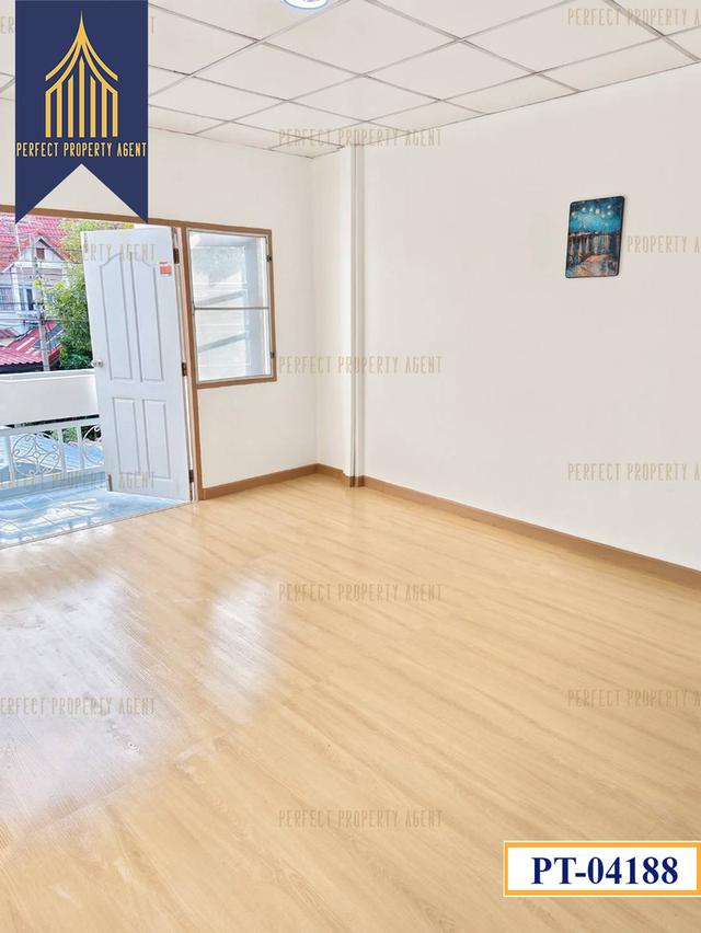 ขาย ทาวน์เฮ้าส์ วนารมย์ ฉลองกรุง 24 ทับยาว ลาดกระบัง ขายถูกมาก 11