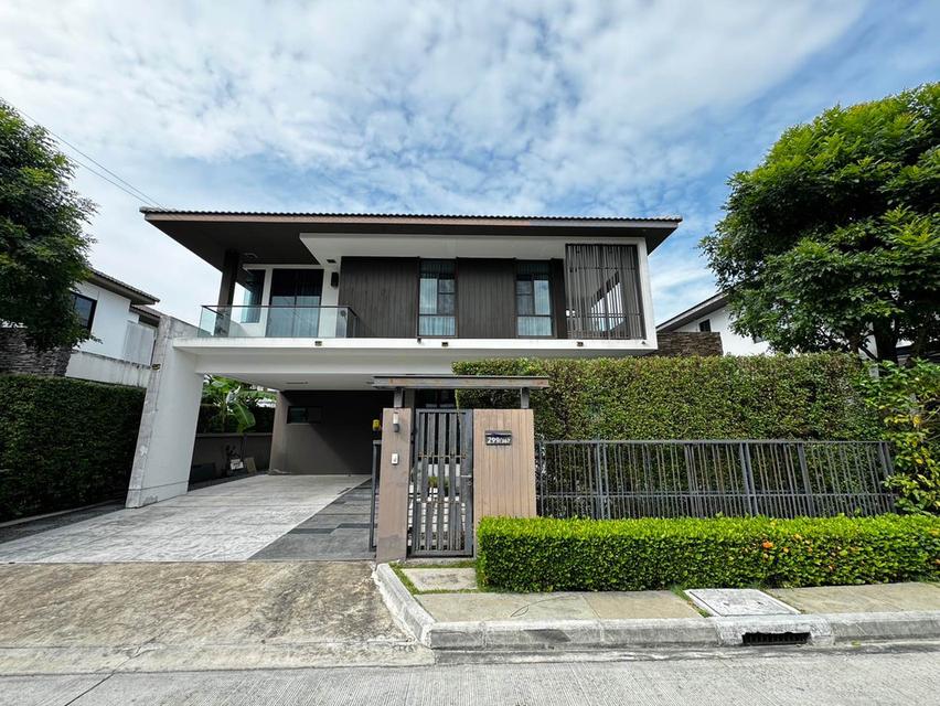 ขายบ้านเดี่ยวหรู หลังสุดท้ายใกล้ทะเลสาบ  ใกล้คลับเฮ้าส์ โครงการมัณฑนา เลค วัชรพล (LH) 1
