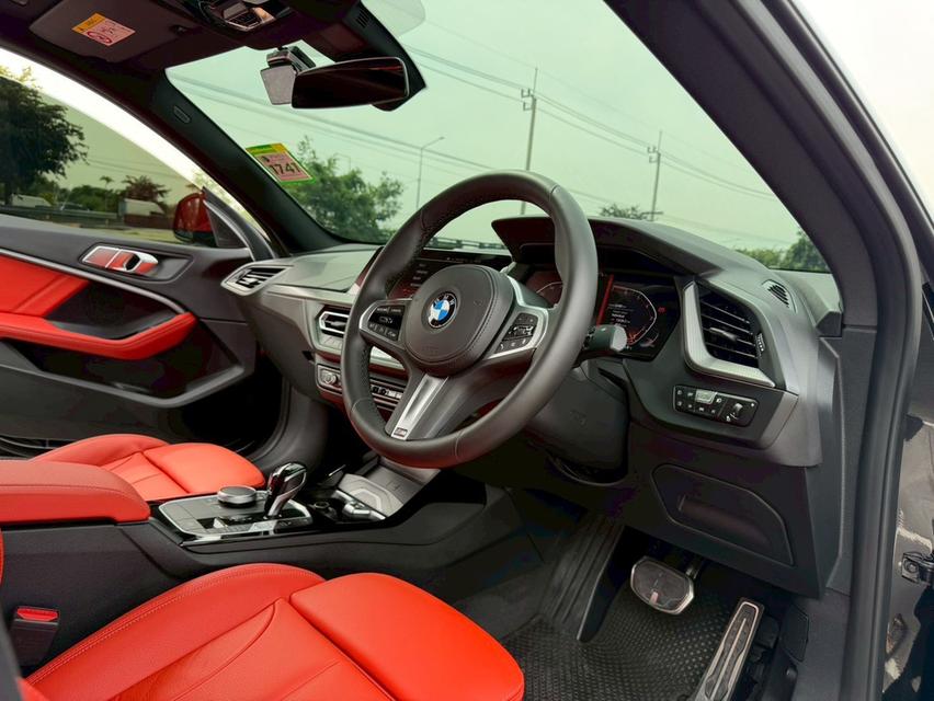 BMW 220i Grand Coupe MSportปี 2023 : 03/2028 (5yrs/100,000km)Warranty: 03/2028(5yrs/200,000km) 12