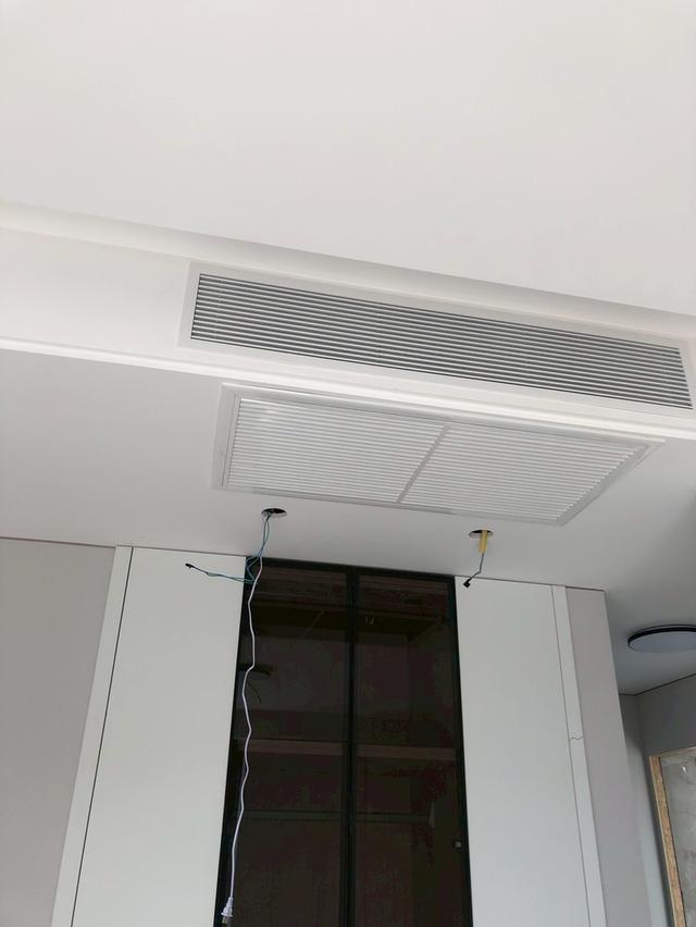 ติดตั้งแอร์ ย้ายแอร์ 0638895489 ช่างพสิษฐ์ล้างแอร์ ซ่อมแอร์บ้าน อออฟฟิต สำนักงาน รูปที่ 4