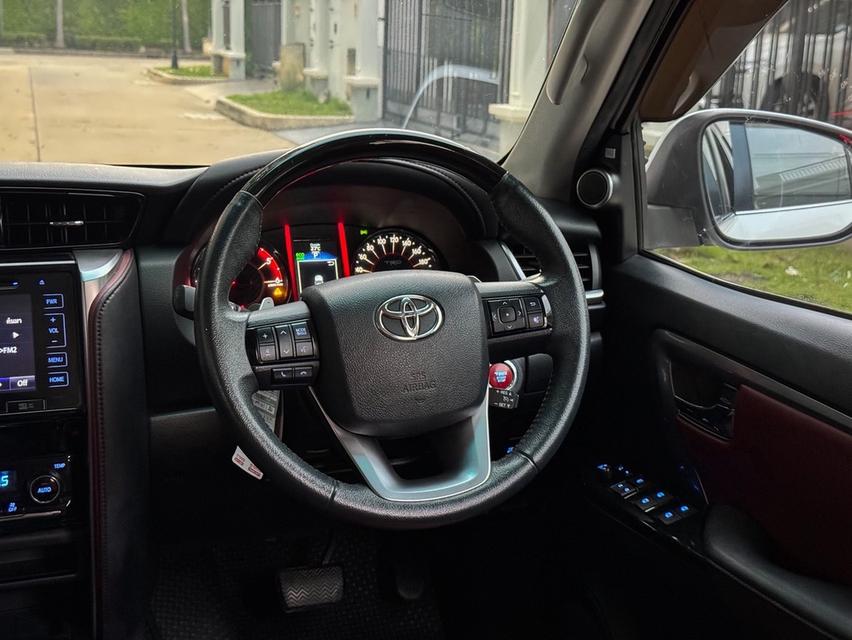 (แจ้งรหัสรถ AVA8247) ⭐️ TOYOTA FORTUNER TRD Sportivo 2.8V 2WD ปี 2016 ใช้งานน้อย รูปที่ 12