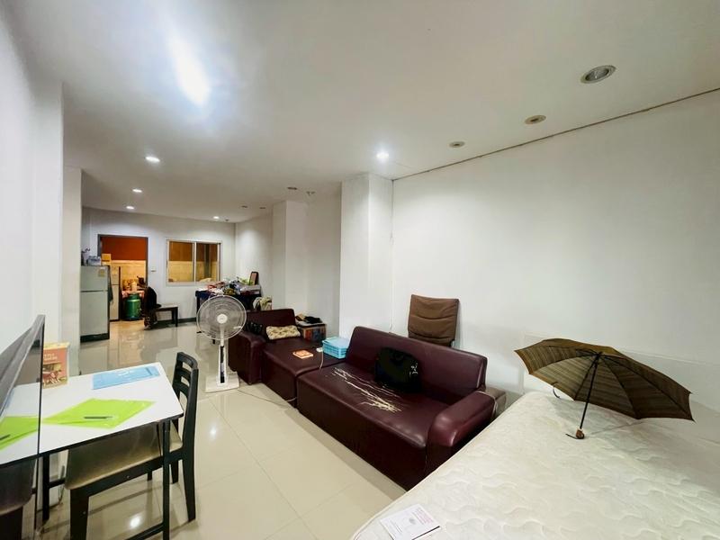 ขายทาวน์เฮ้าส์ 2 ชั้น สภาพดี พร้อมอยู่ | หมู่บ้านสินทวีเทียนทะเล 2 (รหัส 86116) 4