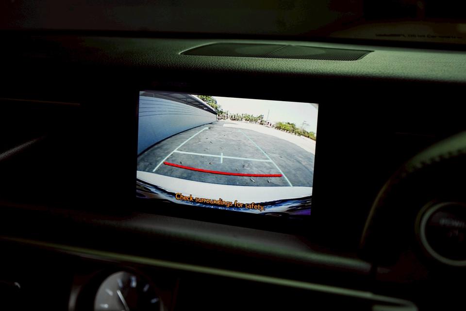 รหัสรถ CBL4343 LEXUS IS300h 2.5 Luxury AT 2016 รูปที่ 16